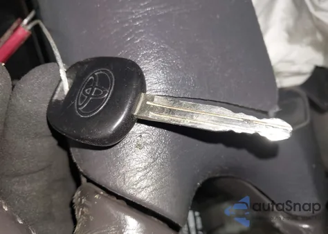 2003 Toyota Highlander Limited V6 z USA, uszkodzony, nr VIN JTEHF21AX30112759